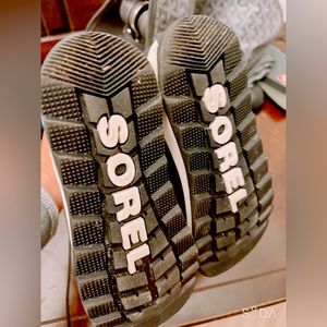 Kids’ winter boot SOREL size 1